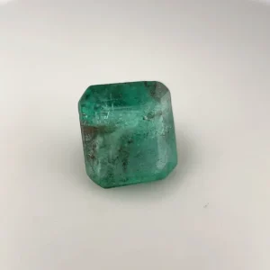 Emerald 2.35 carat